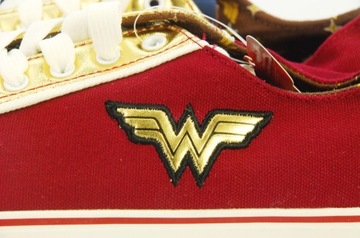 DC Wonder Woman Buty Trampki Sznurówki r. 41 Haft