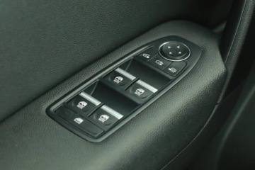 Renault Captur II 2021 Renault Captur E-Tech Plug-in, Salon Polska, zdjęcie 14