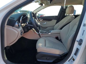 Mercedes Klasa C W205 2018 Mercedes-Benz Klasa C 2018 MERCEDES-BENZ C 300 2.0 Benzyna 241KM, zdjęcie 7