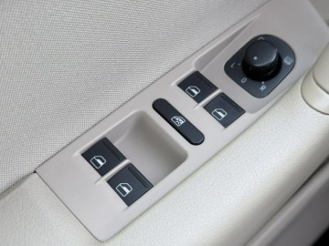 Volkswagen Passat B7 Variant 2.0 TDI CR DPF BlueMotion 140KM 2012 Volkswagen Passat 2.0TDI 140KM 2012r tempomat,, zdjęcie 12