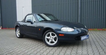 Mazda MX-5 II 1.6 16V 110KM 1999 Mazda MX-5 Mazda MX-5 1.6i 16V 1.6 Benzyna 110KM