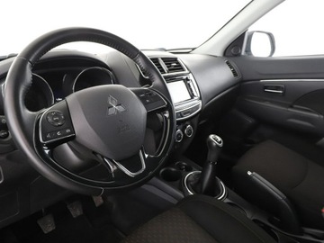 Mitsubishi ASX I SUV Facelifting 2016 1.6 117KM 2017 Mitsubishi ASX grzane fotele navi kamera tempomat, zdjęcie 13