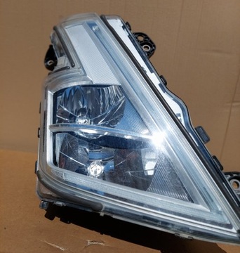 Lampa Reflektor VOLVO FMX