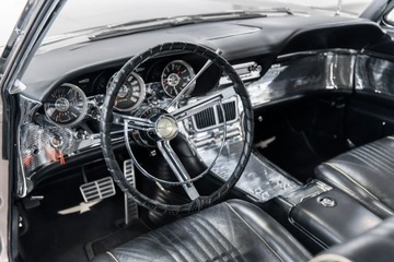 Ford Thunderbird III 1962 Ford Thunderbird 6.4 V8. Stan kolekcjonerski. 1963, zdjęcie 38