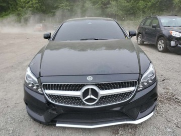 Mercedes CLS W218 2017 Mercedes-Benz CLS 550 4Matic 2017 4.6l 4.6 Benzyna 402KM, zdjęcie 5