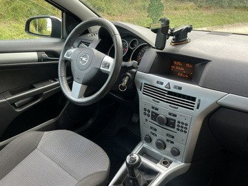 Opel Astra H Hatchback 5d 1.4 TWINPORT ecoFLEX 90KM 2009 Opel Astra GTC Mały Przebieg Opłacony, zdjęcie 8