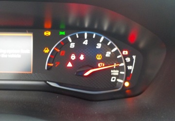 Peugeot 2008 II SUV 1.2 PureTech 100KM 2023 Peugeot 2008 Okazja 1.2 Benzyna 101KM, zdjęcie 34