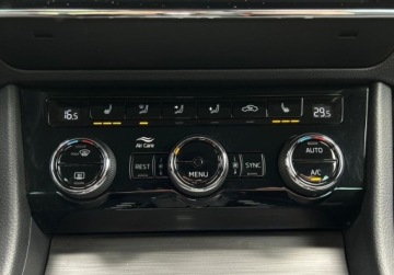 Skoda Superb III Kombi Facelifting 2.0 TSI 190KM 2022 Skoda Superb Style Pakiet Comfort, GPS, Tempomat, Fotel z pamiecia, Kamer, zdjęcie 26