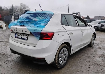 Skoda Fabia IV 1.0 MPI 80KM 2025 Skoda Fabia 2025r, 1.0 Benzyna. Uszkodzony. Poobijany. Jezdzi BenzynaLPG, zdjęcie 2