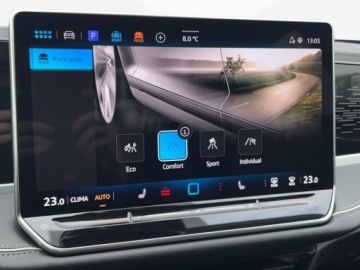 Volkswagen Passat B8 Variant Facelifting 2.0 TDI SCR 150KM 2025 Volkswagen Passat Variant 2.0TDI 150KM Elegance DSG SerwisASO Acc Matrix N, zdjęcie 30