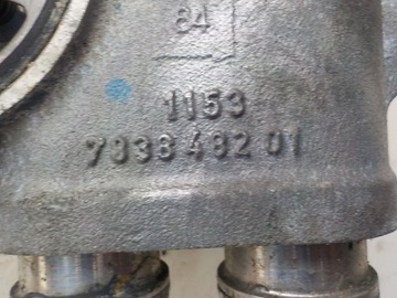 BMW M3 E90 4.0 S65B40A POUZDRO TERMOSTATU 7838482