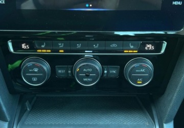 Volkswagen Passat B8 Limousine Facelifting 2.0 TSI 190KM 2020 Volkswagen Passat Business Pakiety, ACC, ergoComfort, GPS, Podgrzewane fo, zdjęcie 24