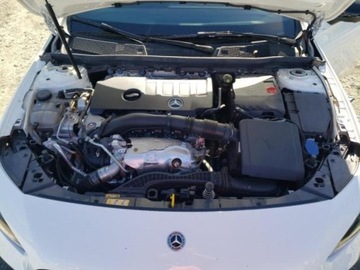 Mercedes Klasa A W177/V177 2022 Mercedes-Benz Klasa A 2022r., 2.0L 2.0 Benzyna 188KM, zdjęcie 10