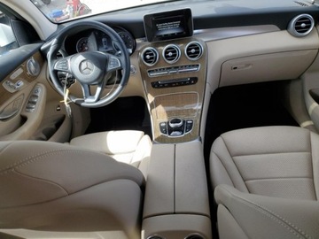 Mercedes GLC C253 2018 Mercedes-Benz GLC 2018 r., 2,0 L GLC COUPE 300 4MATIC 2.0 Benzyna 241KM, zdjęcie 7
