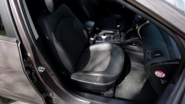 Hyundai ix35 SUV Facelifting 1.7 CRDi 115KM 2014 HYUNDAI iX35 . Klimatronik .. Ledy .. Navi . Kamera .. PDC .. Grzane Fotele, zdjęcie 11