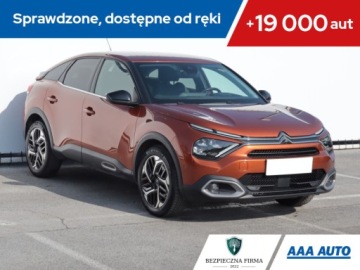 Citroen C4 III SUV 1.2 PureTech 156KM 2022 Citroen C4 1.2 PureTech, Salon Polska, Serwis ASO