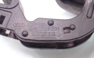 4H0837206B LZ7G KLIKA DVEŘE PRAVÁ PŘEDNÍ A8 D4