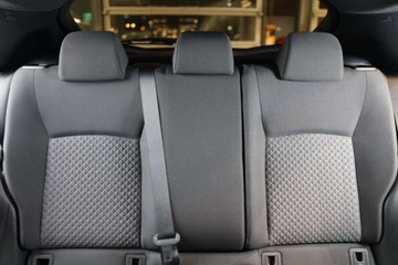 Toyota C-HR I Crossover Facelifting 2.0 Hybrid Dynamic Force 184KM 2023 Toyota C-HR 2.0 Hybrid Style 2.0 Hybryda 184KM, zdjęcie 19