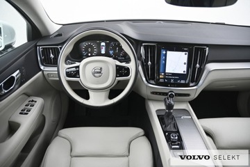 Volvo S60 II Sedan Facelifting 2.0 T4 DRIVE-E 190KM 2019 Volvo S60 PL Salon, Inscription T4 190KM Automat S, zdjęcie 17