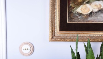 CERAMICZNY WŁĄCZNIK PODTYNKOWY KRZYŻOWY BIAŁY OBROTOWY BEZ RAMKI CWPTKWBR