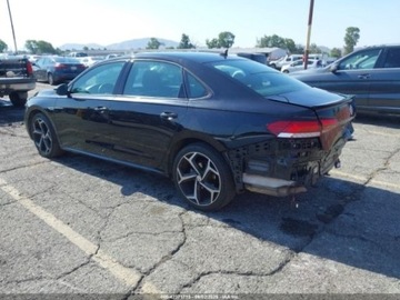 Volkswagen Passat B8 2022 Volkswagen Passat 2022 VOLKSWAGEN PASSAT 2.0T R-LINE 2.0 Benzyna 174KM, zdjęcie 4