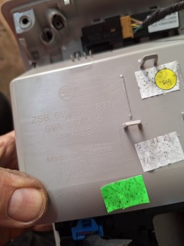 LAMPA INTERIÉR KABINY SKŘÍŇKA SOS 6VA868837 SKODA FABIA IV 6VA 22R