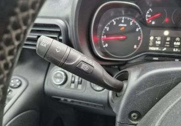 Opel Combo E Kombivan 1.5 Diesel 131KM 2021 Opel Combo Najbogatsza wersja Kamery 360 130KM 1.5 Diesel 131KM, zdjęcie 28