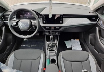 Skoda Scala Hatchback Facelifting 1.0 TSI 115KM 2025 Skoda Scala 1.0 TSI 115KM EDITION 130, przygotowanie pod hak, Benzyna 115KM, zdjęcie 6