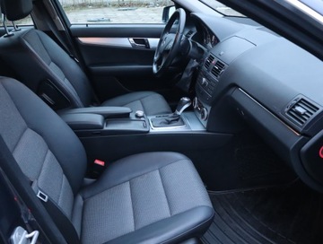 Mercedes Klasa C W204 Limuzyna 1.8 180 CGI BlueEFFICIENCY 156KM 2010 Mercedes C C 180, Automat, Skóra, Klima, zdjęcie 8