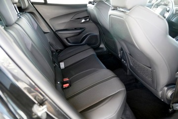 Peugeot 2008 II SUV 1.5 BlueHDi 130KM 2023 Peugeot 2008 GT skóra BLIS nawi parktronik FUL, zdjęcie 27