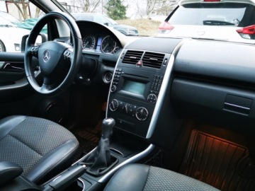 Mercedes Klasa A W169 Coupe 1.5 160 95KM 2009 MERCEDES A 1.5 150 95KM, Manual, Czujniki parkowania, Klimatyzacja W169, zdjęcie 3