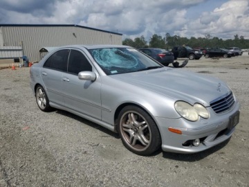 Mercedes Klasa C W204 2006 Mercedes-Benz Klasa C 55 AMG 2006 5.5l 5.5 Benzyna 362KM, zdjęcie 4
