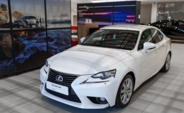 Lexus IS III Sedan 300h 223KM 2014 Lexus IS 300h Elite EU6 2.5 Hybryda 223KM, zdjęcie 9