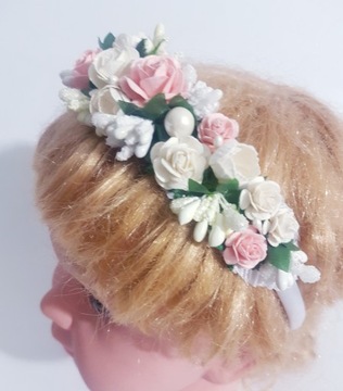 OPASKA KWIATY ECRU+RÓŻ KOMUNIA RÓŻYCZKI