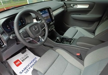 Volvo XC40 2023 Volvo XC 40 2.0 B3 MILD HYBRID Automat PlusDark SalonPL SerwisASO FV23 Gwa, zdjęcie 8