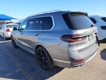 BMW X7 2026 BMW X7 xDrive40i 2026 3.0 Benzyna 375KM, zdjęcie 2