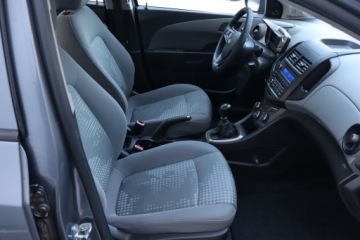 Chevrolet Aveo T300 Sedan 1.2 86KM 2013 Chevrolet Aveo 1.2 i 16V, Salon Polska, zdjęcie 8