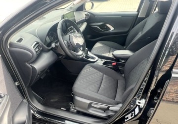 Toyota 2024 Toyota Yaris Hybryda Klima Niski przebieg 1.5 Benzyna 125KM, zdjęcie 7