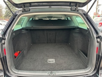 Volkswagen Passat B6 Variant 2.0 TDI-CR DPF 110KM 2010 Volkswagen Passat 2.0 TDI CR/Bogata wersja/HAK/, zdjęcie 24