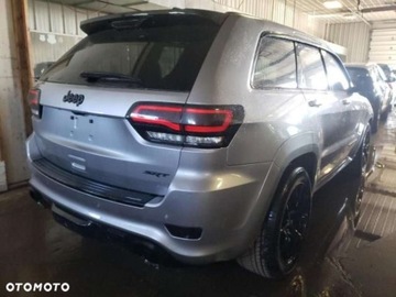 Jeep Grand Cherokee IV Terenowy Facelifting 6.4 V8 468KM 2016 Jeep Grand Cherokee Jeep Grand Cherokee, zdjęcie 2