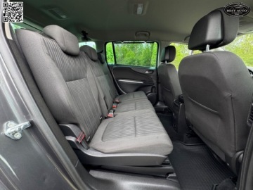 Opel Zafira C Tourer 1.4 Turbo ECOTEC 140KM 2012 Opel Zafira 7 osobowy -Tourer- Szwajcaria - Po przegladzie olejowym Gwara, zdjęcie 33