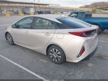 Toyota Prius IV 2021 Toyota Prius 2021 TOYOTA PRIUS PRIME LE 1.8 Hybryda Plug-in 95KM, zdjęcie 3