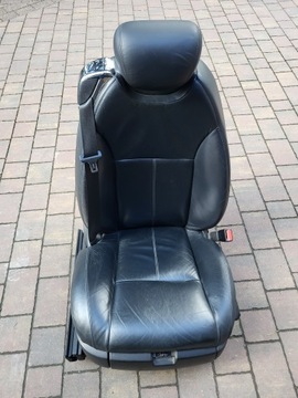 FOTEL PRAWY MERCEDES CL W216