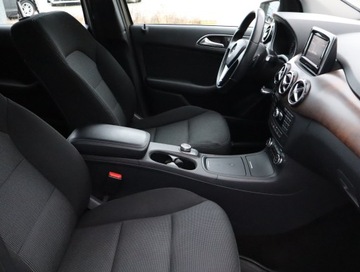 Mercedes Klasa B W246 Sports Tourer 180 BlueEFFICIENCY 122KM 2013 Mercedes B B 180, Salon Polska, Automat, Xenon, zdjęcie 8