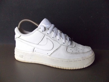 NIKE AIR FORCE I SKÓRA 35,5 - 22,5 CM