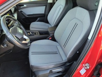 Seat Leon IV Hatchback 1.0 eTSI 110KM 2022 Seat Leon serwis ASO 1.0eTSI 110KM pakiety SmartLink kamera alufelgi VAT23, zdjęcie 9