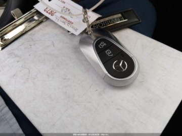 Mercedes Klasa C W206 2025 Mercedes-Benz Klasa C 2025 MERCEDES-BENZ C 300 2.0 Benzyna 255KM, zdjęcie 8