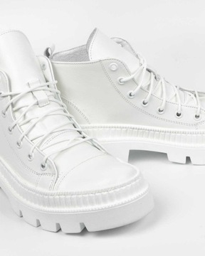 Белые женские кожаные ботинки Oleksy R41