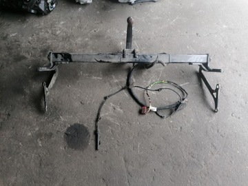 HAK HOLOWNICZY Peugeot 3008 II 9810078880