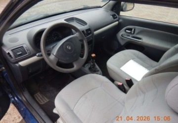 Renault Clio II Hatchback 1.2 60KM 2003 Renault Clio Renault Clio 1.2 Free 1.1 Benzyna 60KM, zdjęcie 1